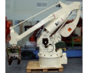 Robot industriali kuka Usato