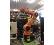 Robot industriali kuka Usato